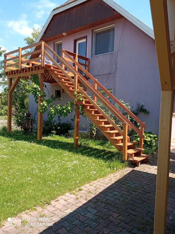 Vakacio Apartman Balatonalmádi Exterior foto