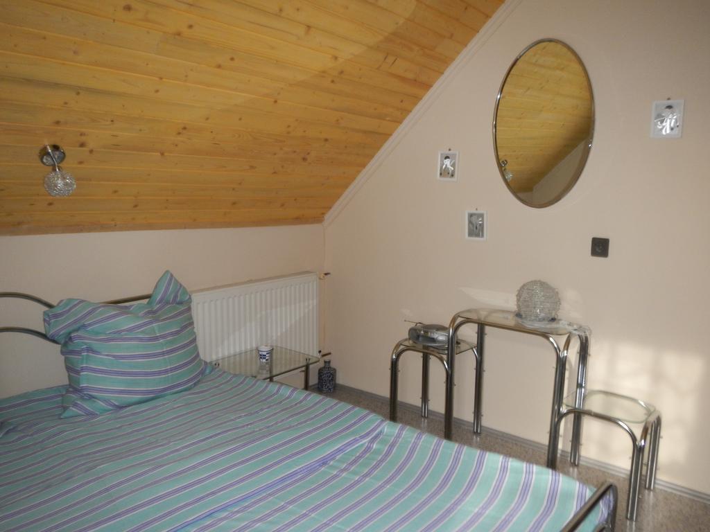 Vakacio Apartman Balatonalmádi Cameră foto