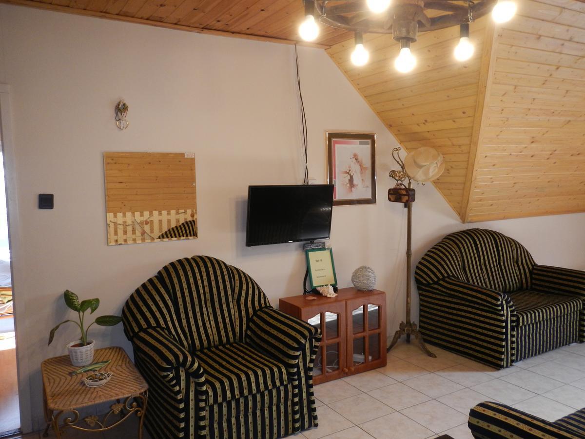 Vakacio Apartman Balatonalmádi Exterior foto